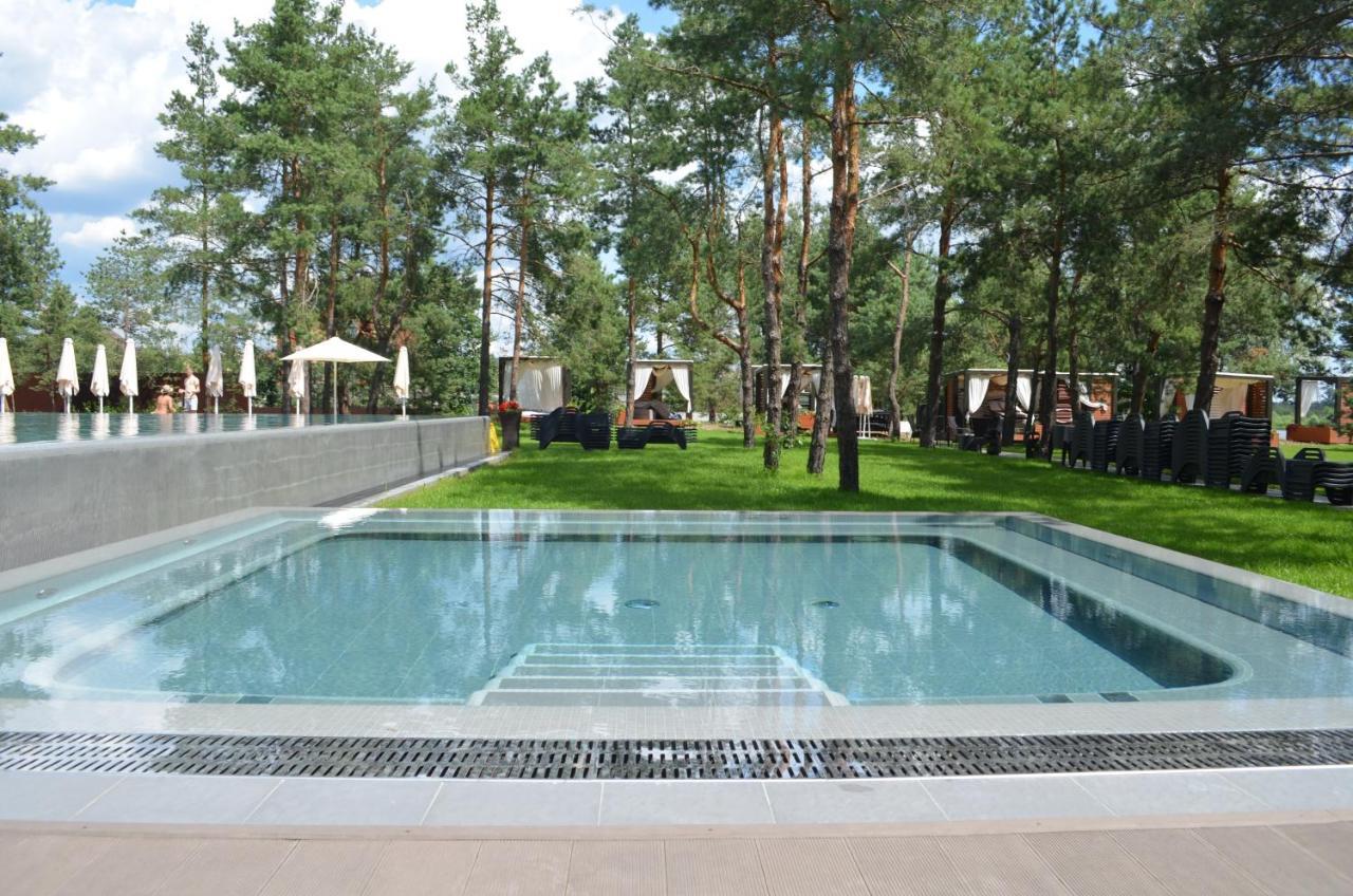 Sobi Hotel Vyshhorod Exterior foto